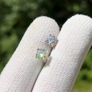 2CT MOISSANITE DIAMOND STUD EARRINGS